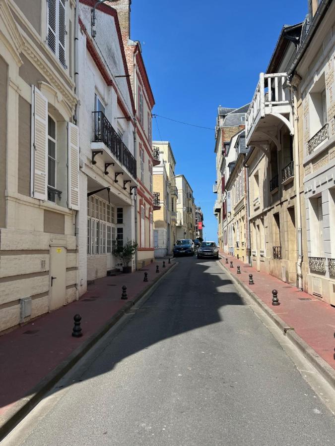 "Chez Anne A La Plage" Studio A 150 M De La Plage Trouville-sur-mer Exteriör bild